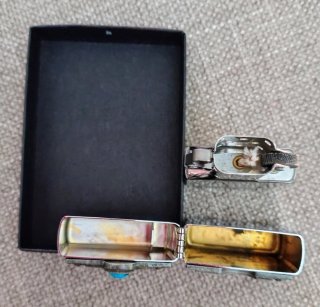 Zippo anno 2002 con pietra Turchese