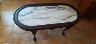 Mesa de centro ovalada mármol y madera