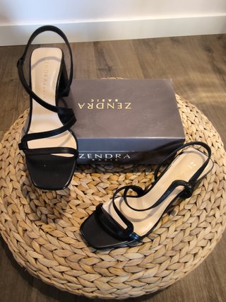 Sandalias Tacón Zendra Basic Piel Negras Talla 41