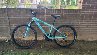 Bicicleta 24’’ Azul para niño/niña perfecto estado