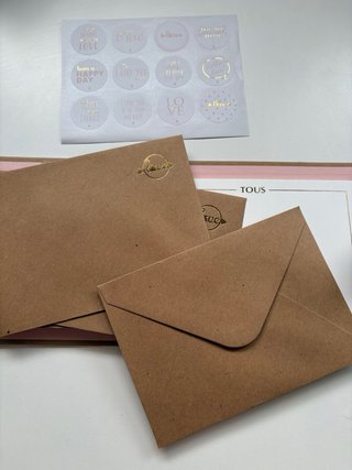 Set papelería Tous