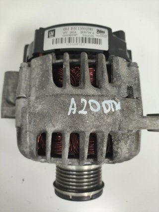 Alternador Opel Insignia 2.0 cdti de 2010.