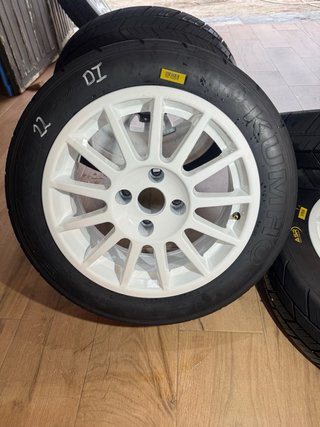 Neumáticos Kumho Slicks Agua R15