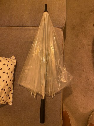 Paraguas transparente con luces LED