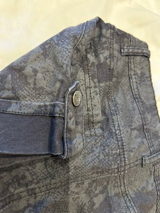 Shorts T36 estampado serpiente