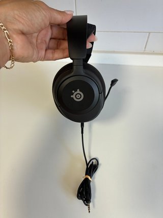 Cascos Gaming SteelSeries Arctis Nova 1