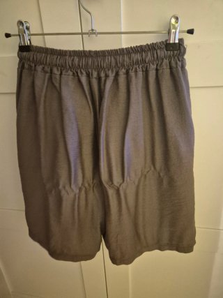 Conjunto chaleco y pantalón marrón