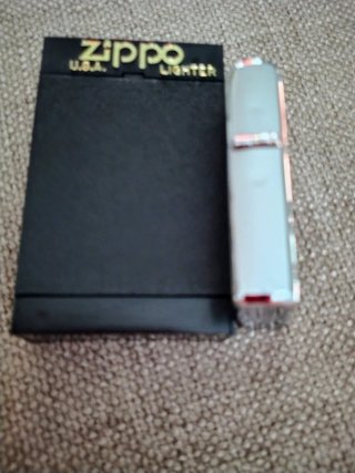 Zippo The Code of Zippo anno 2001