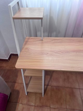 Escritorio madera y metal