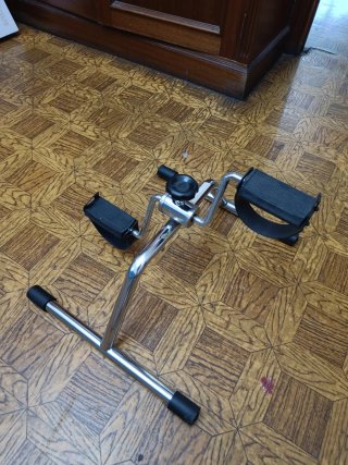 Pedalier con ajuste de resistencia