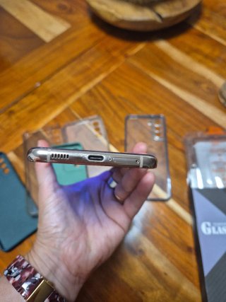 Samsung S21 plus