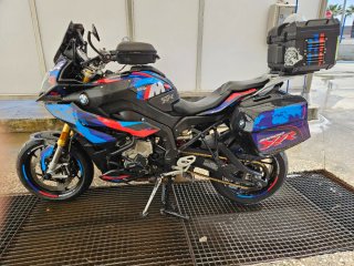 Bmw S1000xr extras