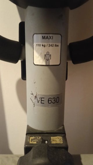 Bicicleta Elíptica Gris y Negra