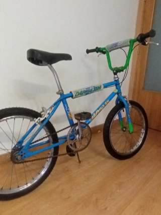 Bicicleta BMX BH California