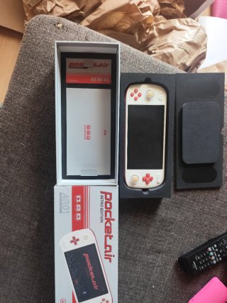 Aya Neo Pocket Air  retro 256GB 8GB RAM