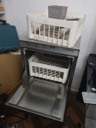 Lavavasos profesional Jolly-Omniwash