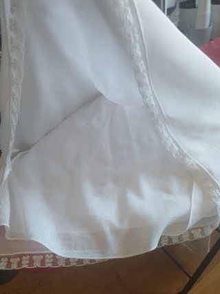Top lencero blanco con encaje