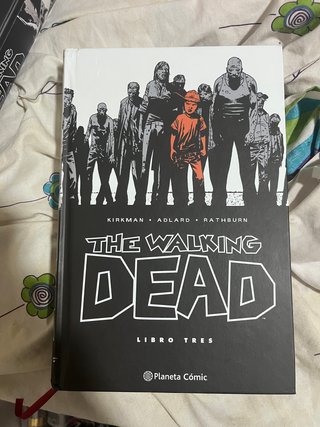 The walking dead libro tres