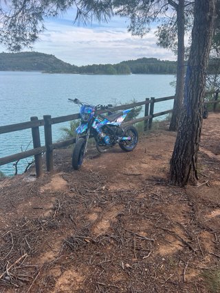 Rieju MRT 49cc Supermotard Azul/Morado