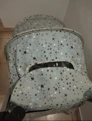 Silla de paseo Tuc Tuc paraguas estrellas