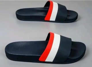 Chanclas Azul Marino con Tiras Tricolor
