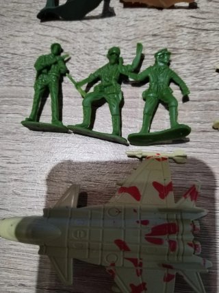 Lote Juguetes PVC Soldados Avión