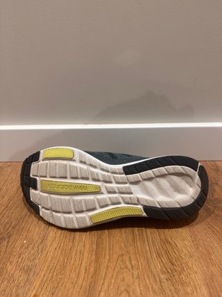 Zapatillas New Balance 890V7 Talla 43.5