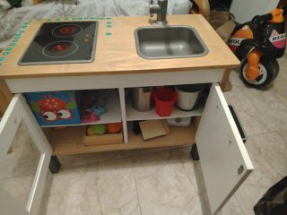 Se regala Cocina de juguete de madera