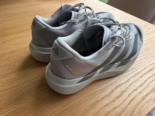 Adidas Adizero SL Talla 44.5 Gris