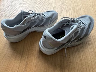 Adidas Adizero SL Talla 44.5 Gris
