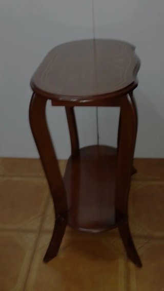 Mesa auxiliar muy decorativa 58×34 alto 61