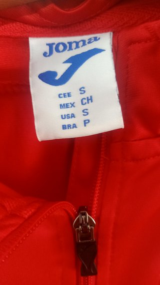 Chaqueta deportiva Joma niño roja...cómo nueva