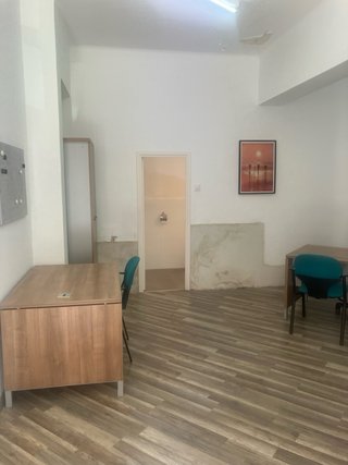 Local en venta en Bufala Badalona de 45 metros 2