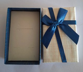 CAJAS DE PRESENTACIÓN PARA BISUTERÍA Y REGALO