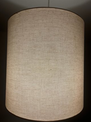Lámpara colgante tela beige y dorado