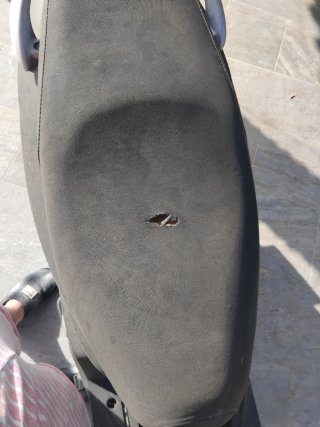 Peugeot Tweet 125 Negra