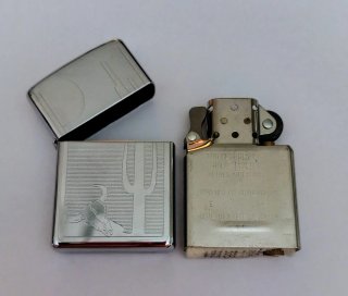 Zippo Desierto y Calavera anno 2002