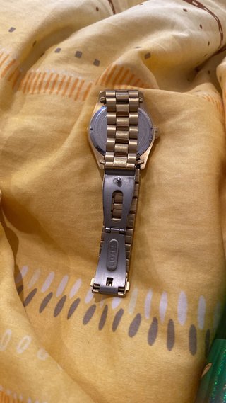 Reloj Lotus Oro Nuevo