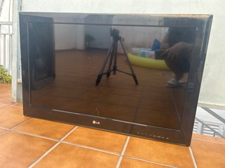 Televisor LG 32 pulgadas precio negociable!!
