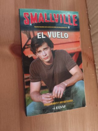 Libro smolville, el vuelo