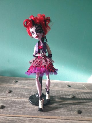 Muñeca Monster High Spectra Vondergeist