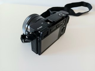 1.172 DISPAROS Sony Alpha 6000 con objetivo kit