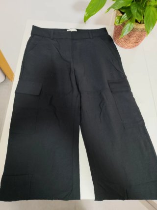 Pantalón cargo H&M negro talla 38