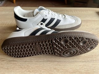 Adidas Samba Blancas y Grises