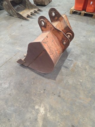 Cazo 80cm para Retroexcavadora Mixta Case