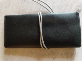 Estuche de cuero negro Art Wohl para gafas