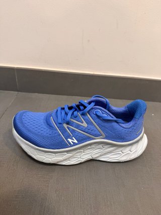 Zapatillas running New Balance More V4 talla 37,5