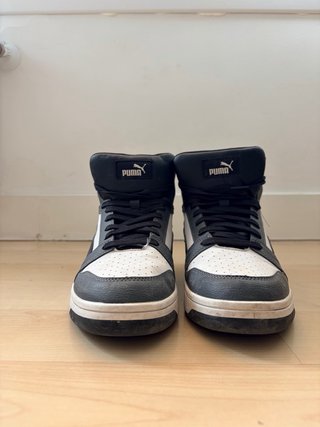 Zapatillas Puma Bota Gris y Blanca