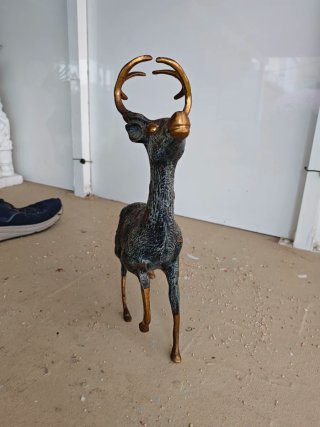 Figura ciervo metal bronce