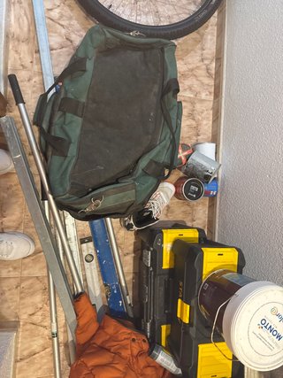 Cajas de herramientas y bolsa de construcción